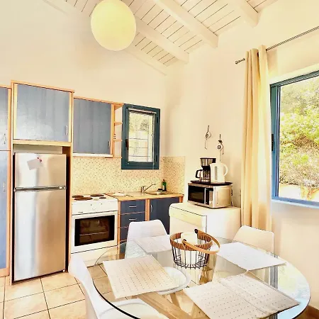 Pelagos With Private Pool By Dadovillas Mparmpati